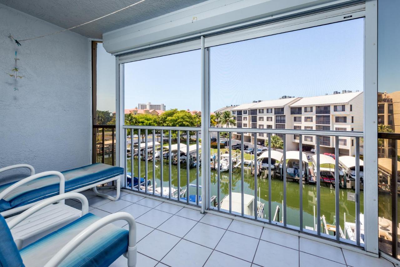 Royal Pelican 381, 2 Bedrooms, Sleeps 6, Canal View, Heated Pool, Elevator Fort Myers Beach Buitenkant foto